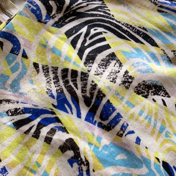 Colorful patterned crop top - Picture 2 of 3